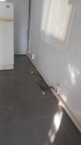 Caseta prefabricada reforzada