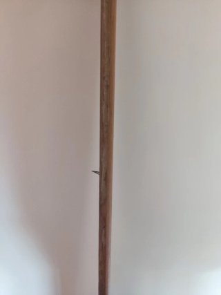 Rodapié decorativo de madera