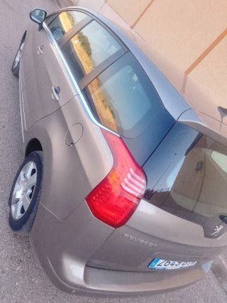 Peugeot 5008 2010