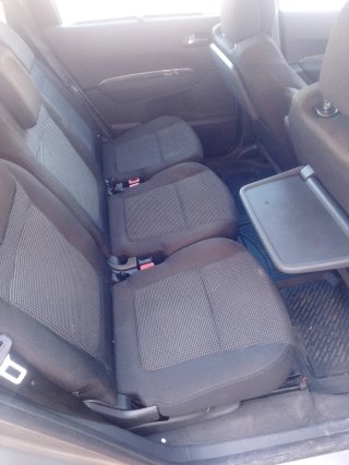 Peugeot 5008 2010