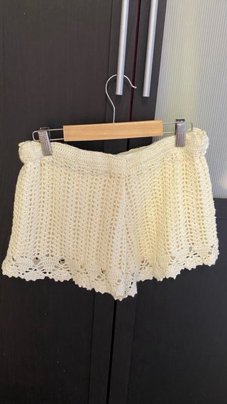 Shorts de crochet beige