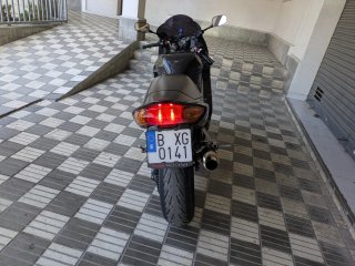 Honda VFR 800 Negra