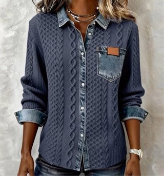Camisa tejida y denim combinada