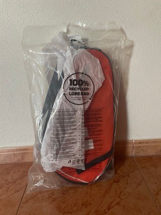 Paletero Adidas con etiqueta