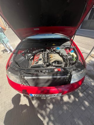 Audi A4 avant 2004.