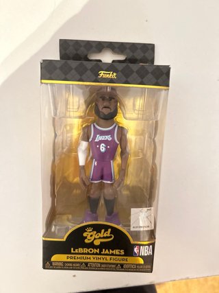 Figura Vinilo Lebron James Gold NBA