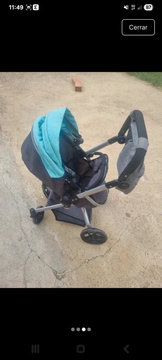 Carrito de muñecas azul y gris