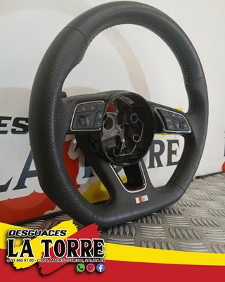 Volante Audi A3 8V S-Line con levas.