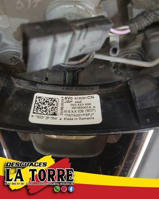 Volante Audi A3 8V S-Line con levas.