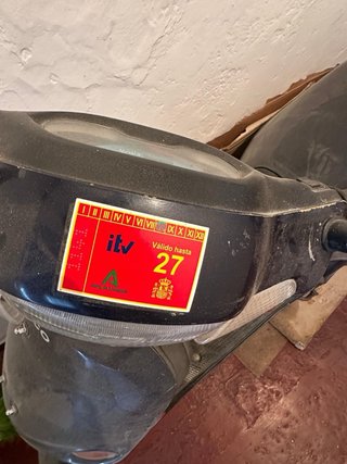 Kymco Vespa 50cc Scooter Negra