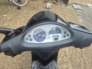 Piaggio Zip Negra Scooter