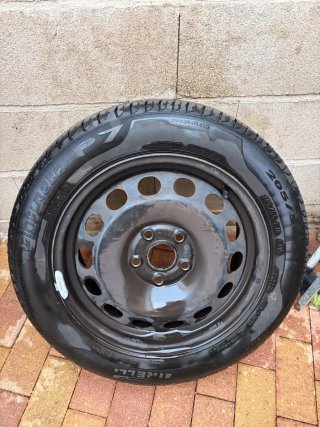 RUEDA SEAT LEÓN,PIRELLI CINTURATO P7 205/55 R16