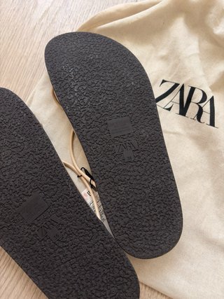 Sandalias Zara Beige Talla 36 Nuevas