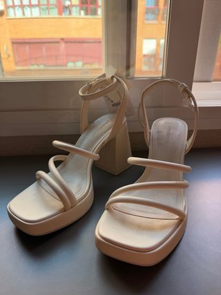 Sandalias Stradivarius tacón plataforma