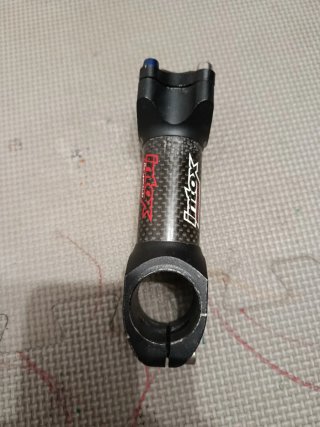 Potencia Intox Components 100mm Carbono