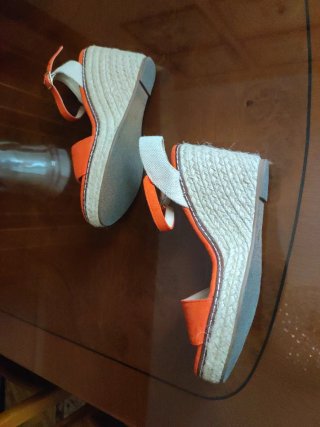 Sandalias de ante y esparto naranja