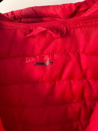 Chaqueta Jennifer Roja con Capucha