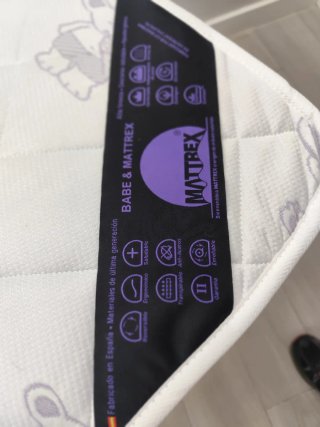 Minicuna bebé con colchón