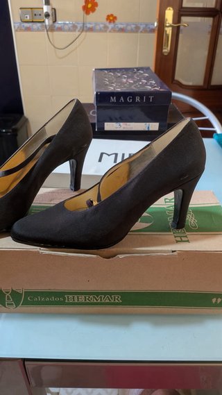 Zapatos de tacón Arpegio marrones talla 36