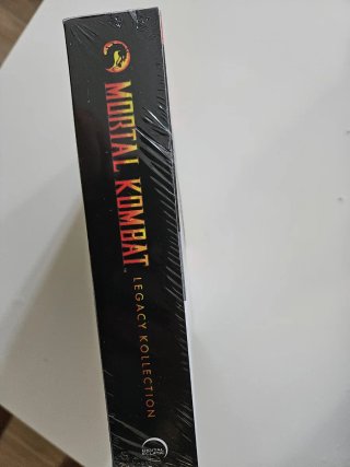 Mortal Kombat Legacy Kollection Switch 2