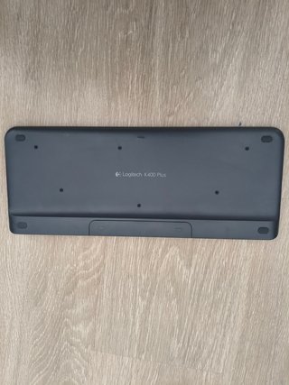 Teclado Inalámbrico Logitech K400+ con Touchpad