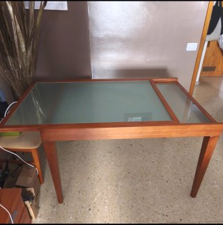 Mesa de comedor con 4 sillas extensible