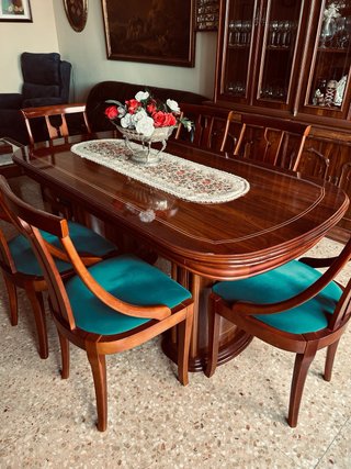 Muebles de salón madera oscura