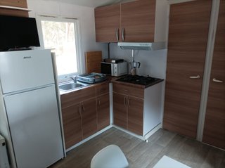 SE ALQUILA MOBILHOME (AGUA Y LUZ INCLUIDA)