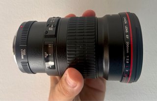 Canon EF 200mm f/2.8L II USM