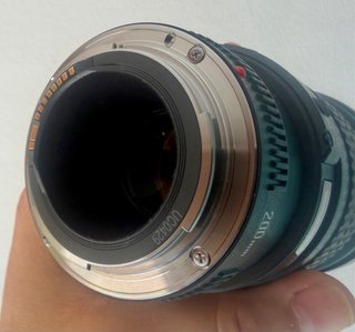 Canon EF 200mm f/2.8L II USM