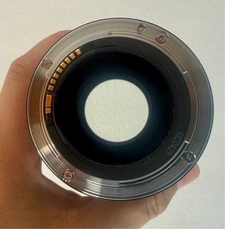 Canon EF 200mm f/2.8L II USM