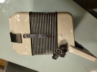 Acordeón Hohner Student IVM 32 bajos