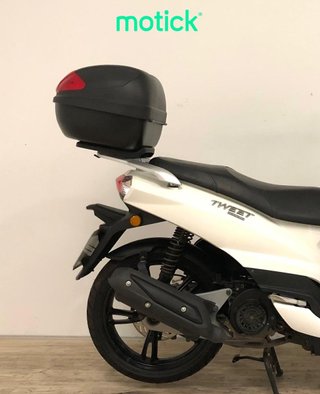 PEUGEOT TWEET 125 (IVA DEDUCIBLE) (TOP CASE)