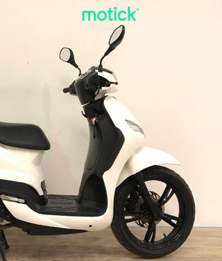 PEUGEOT TWEET 125 (IVA DEDUCIBLE) (TOP CASE)