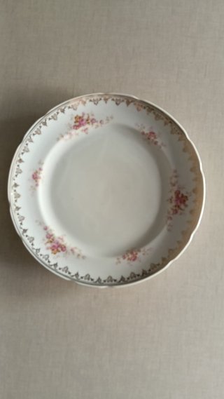 Vajilla completa de porcelana y cristal