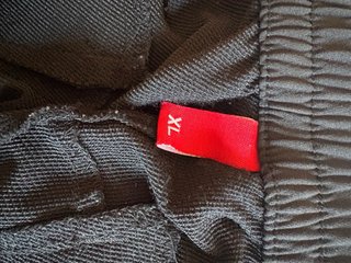 Pantalones cortos +8000 negros