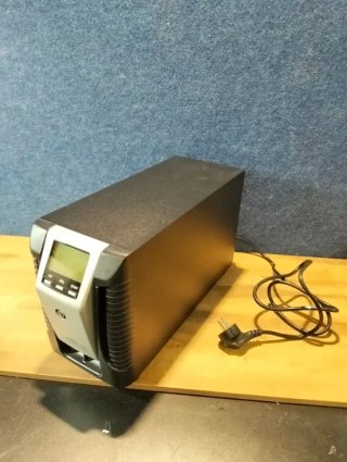 SAI UPS Riello Sentinel Pro SEP700 700VA