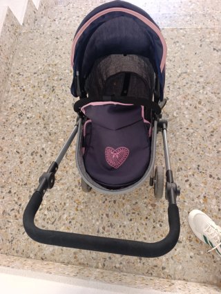 Carrito para muñecas