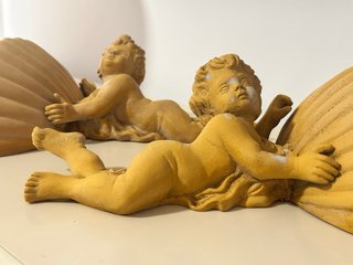 Pareja de apliques escultóricos “Shuller Valencia”