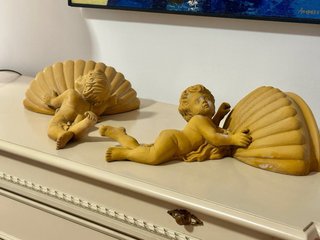 Pareja de apliques escultóricos “Shuller Valencia”