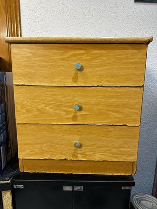 Cajoneras pequeñas de madera y metal