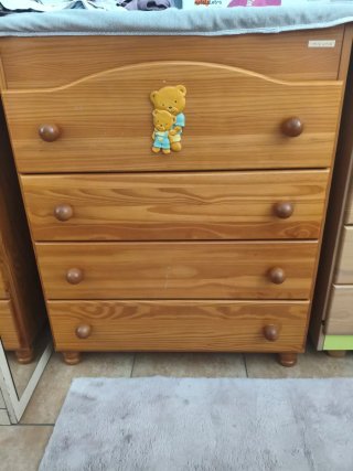 Cambiador de madera con ositos Marca minicuna