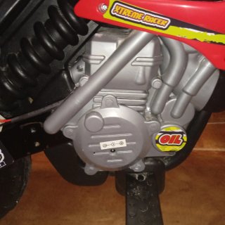 Moto eléctrica infantil Feber
