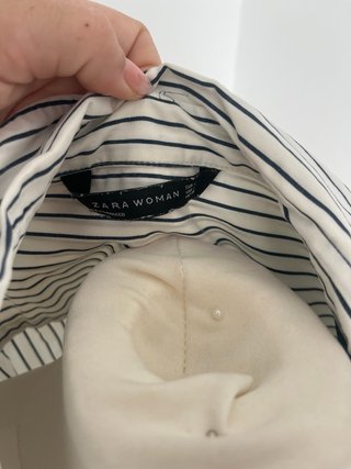 Camisa estampada y de rayas