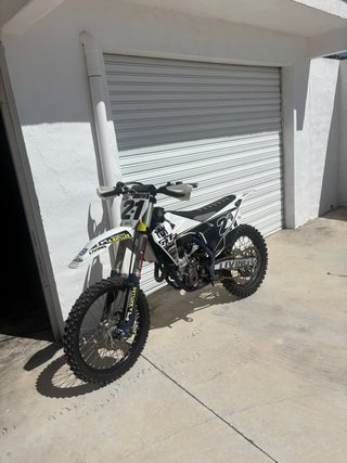 Husqvarna FC 250 Motocross  2022
