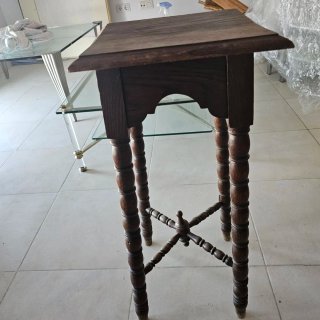 Mesa auxiliar de madera osc