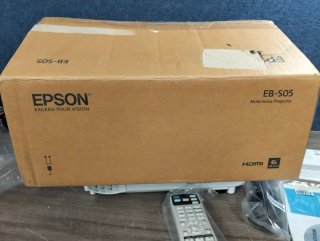 Proyector Epson EB-S05 3200 lúmenes, ANSI, 3LCD