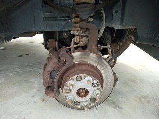 Mangueta delantera derecha JEEP CHEROKEE (KJ)