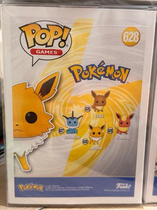 Funko Pop! Pokémon Diamond Eeveelutions Set