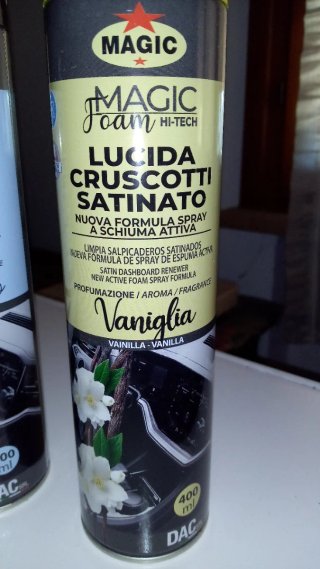 2 Spray Lucida Cruscotti Magic Foam